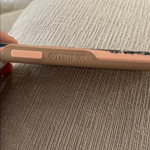 Ottorbox symmetry series iPhone XS case - Picture 3 of 8